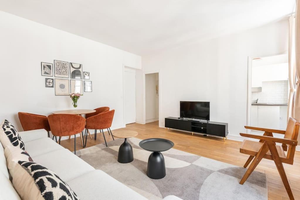Appartement 2 Pieces #Toureiffel #Invalides باريس المظهر الخارجي الصورة