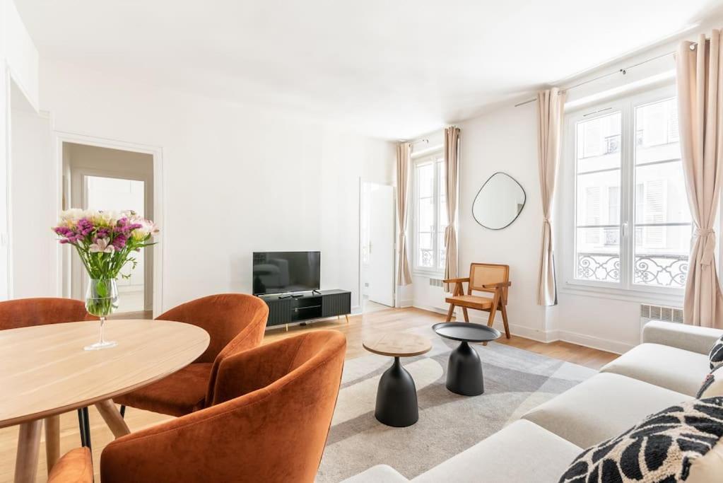 Appartement 2 Pieces #Toureiffel #Invalides باريس المظهر الخارجي الصورة